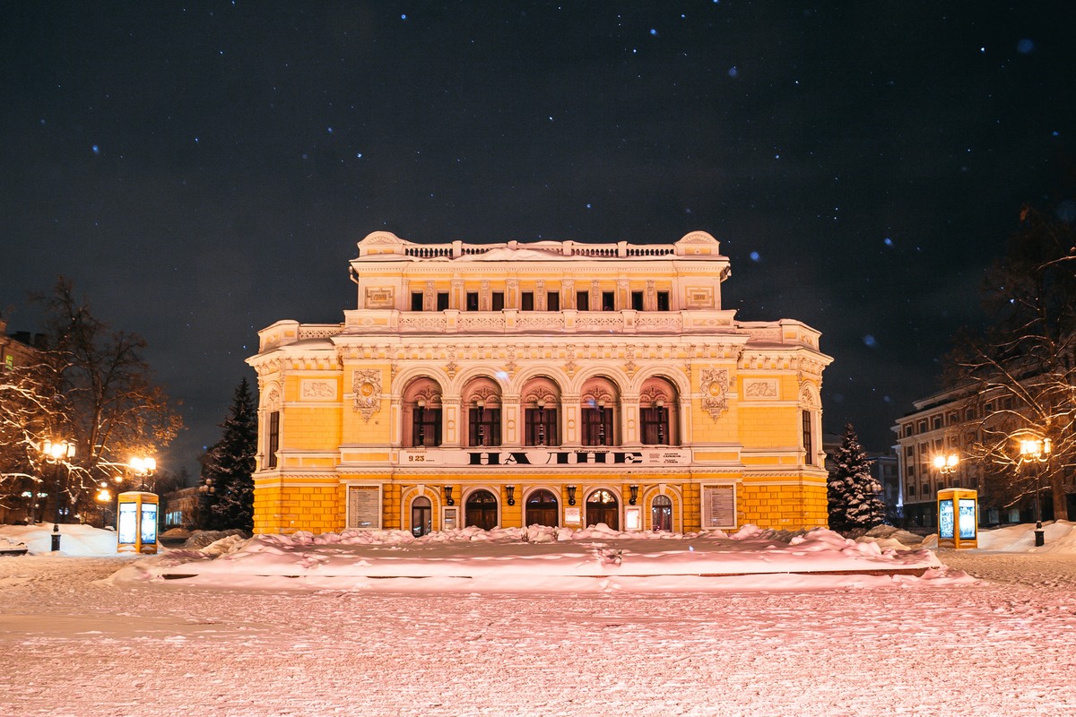 Первый театр в Нижнем Новгороде