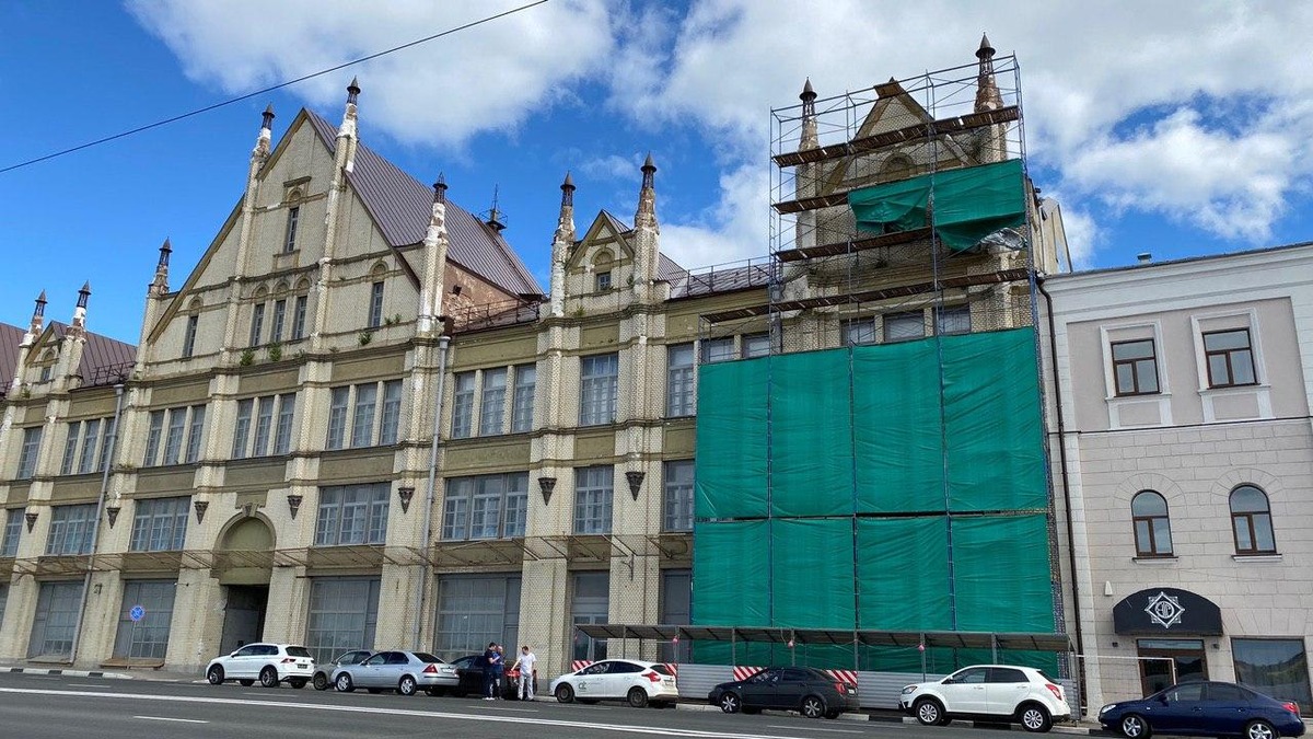 Отреставрируют фасад бывшей фабрики «Маяк»