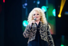 СМИ: Долина заплатила миллион долларов за преображение внешности