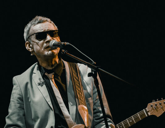 На 40-летие «Альянса» Игорь Журавлев превратился в Лещенко