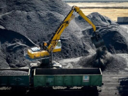 Казахстан наращивает экспорт хромовой руды в Россию