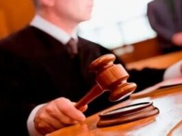 Как выбрать юриста по трудовым спорам?