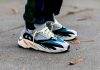 Причины популярности кроссовок Adidas Yeezy 700 v3