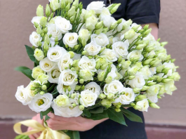 Изысканный лизиантус в букетах