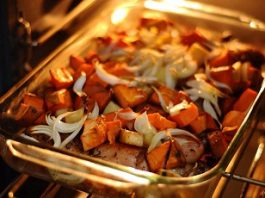 В чем запечь еду