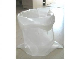 Где используют полиэтиленовые мешки?