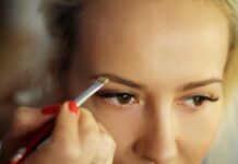 Основы профессии бровиста: с чего начать обучение?
