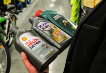 На что обратить внимание при выборе моторного масла?