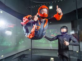 Полет в аэротрубе :отличная альтернатива прыжкам с парашютом