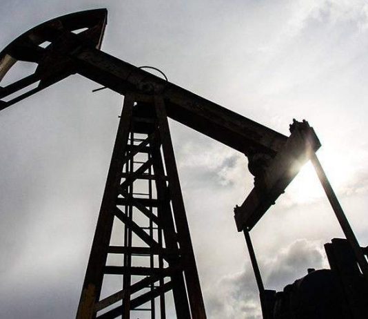 Добыча нефти в Казахстане сократилась на 11%