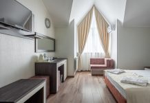 Как заказать номер в отеле Grace Global ?