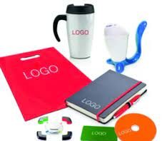 Виды популярных сувениров с логотипом