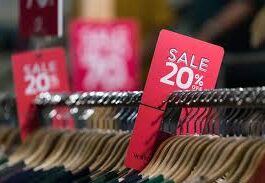 Как правильно экономить на скидках и акциях?