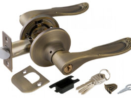 Как подобрать дверную фурнитуру?