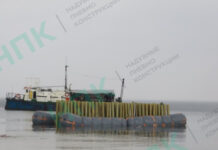 Подъем судоподъемными понтонами