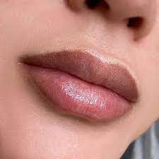 Перманентный макияж губ по методу Акварель