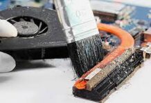 Как происходит процесс чистки ноутбука