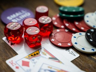 Почему стоит играть в казино Фреш?