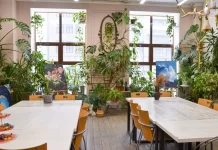 Мастер-класс по эпоксидной смоле в студии живописи «Воздух»