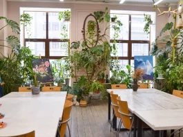 Мастер-класс по эпоксидной смоле в студии живописи «Воздух»