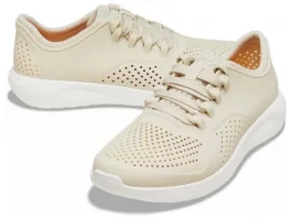 Какими качествами обладают кроссовки Крокс