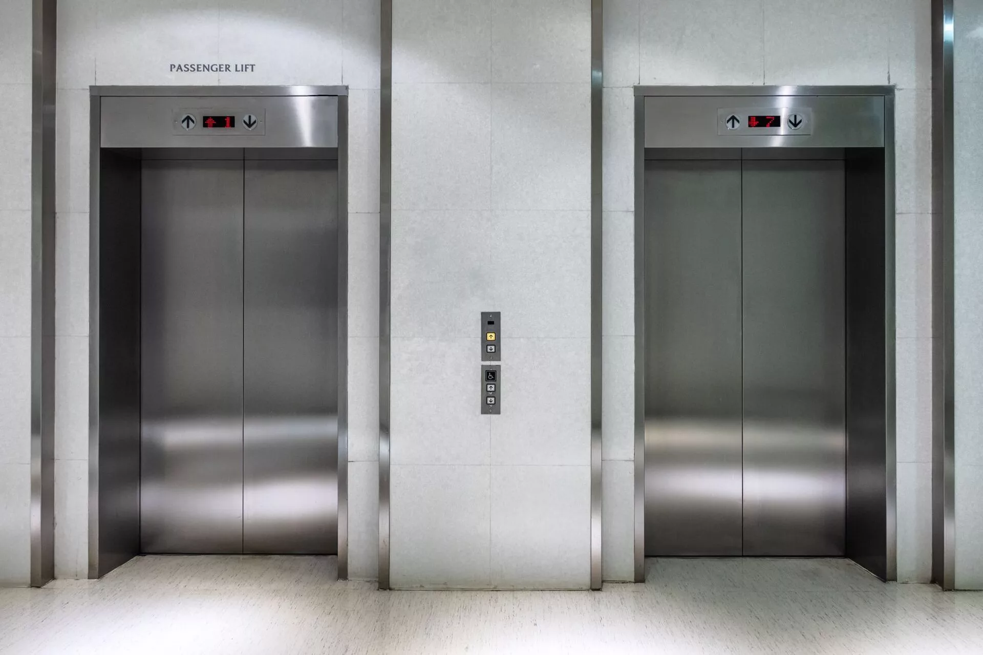 Лифтовое оборудование: выбор, установка и обслуживание