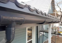 Прокладка пути для воды: роль водостоков на крыше