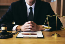 Экспертная помощь в деле: услуги адвоката по экономическим преступлениям