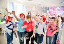 Празднование выпускного в 4 классе: традиции, мероприятия и организация незабываемого праздника