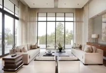 Панорамные окна в интерьере: виды, особенности и советы по использованию