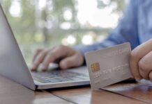 Получение быстрого займа на карту онлайн: обзор доступных предложений и условий