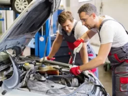 Услуги автослесаря: когда нужны и как выбрать надежного специалиста
