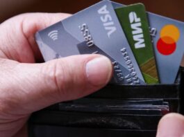 Что нужно для оформления банковской карты?