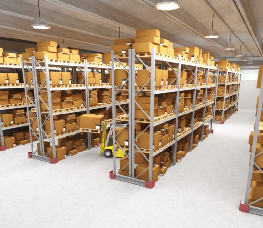 Как выбрать стеллажи на склад