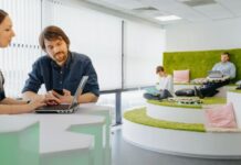 Почему стоит арендовать коворинг